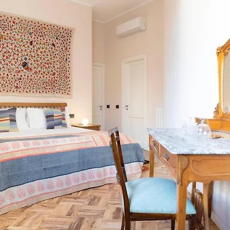 Apartment Palazzo Planeta *