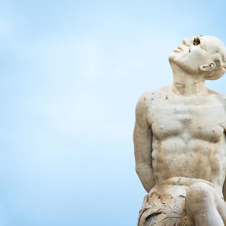 Palazzo Planeta شقة