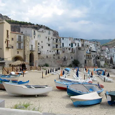 Palazzo Planeta باليرمو