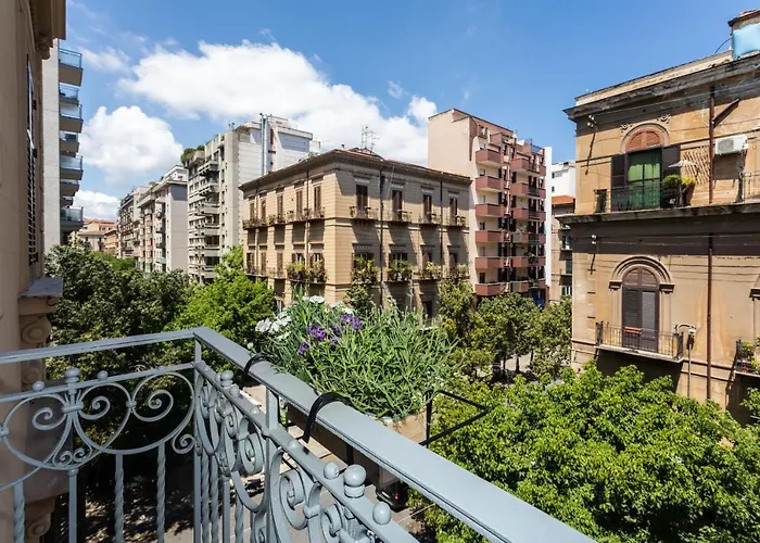 公寓 Palazzo Planeta *